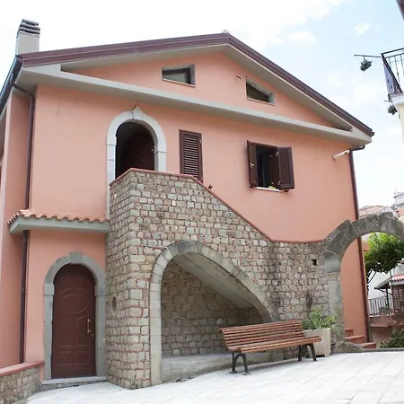 Lulu Villa